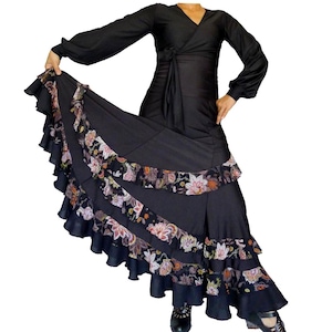 M-Wide Skirt-Lightweight Flamenco dance skirt, Black and floral (Medium)