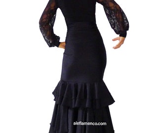 Black flamenco dance top with lace sleeves - Size XL - Model: MartineteB