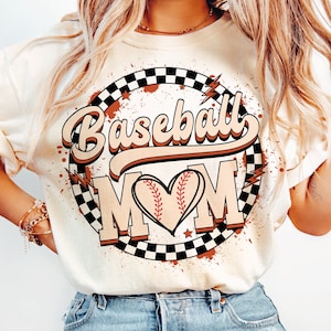 Mamá de béisbol retro png, mamá de béisbol a cuadros png, sublimación de béisbol retro, camisa de béisbol png, diseño de béisbol groovy, png de béisbol