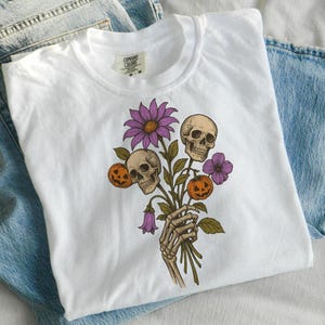 Halloween Skull Bouquet PNG, Floral Halloween Png, Vintage Gothic Bouquet Png, Retro Halloween Png, Skeleton Png, Halloween Sublimation