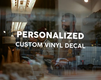 Aangepaste vinylsticker met belettering: gepersonaliseerde tekststicker