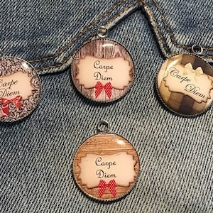 4 cabochons carpe diem en résine 25 mm + 4 supports cabochon 25 mm argenté REFA005