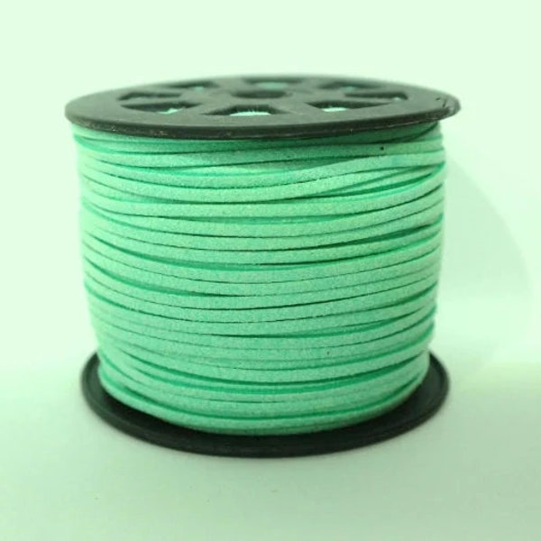 5 mètres de cordon suédine 3 mm de largeur couleur vert pomme