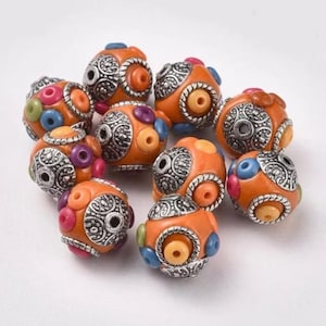 2 superb Indonesian beads in antique silver alloy 15x15 mm
