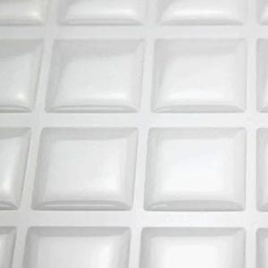 20 cabochons en résine époxy carrés dimension 10x10 mm
