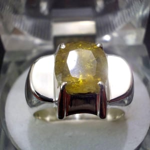 Natural Yellow sapphire ring for men women