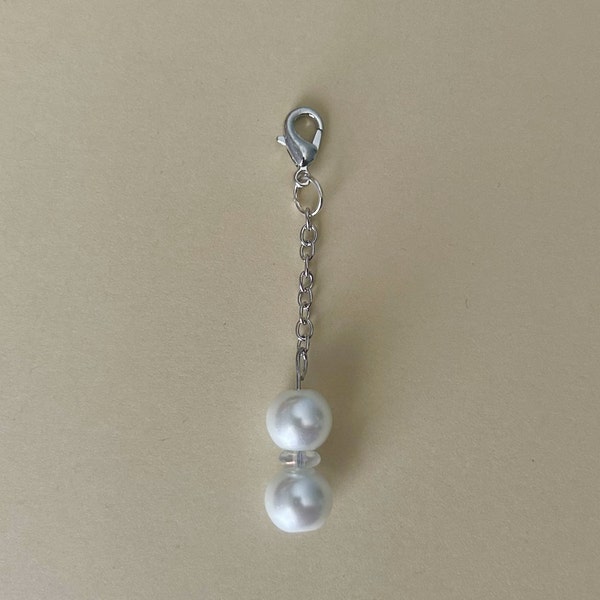 Stacked Pearl Necklace Weight