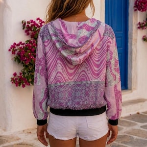 Zachte hoodie van gerecyclede sari | Luxe hoodie van zijdemix | Bohemian sweatshirt met rits | Maat S-M