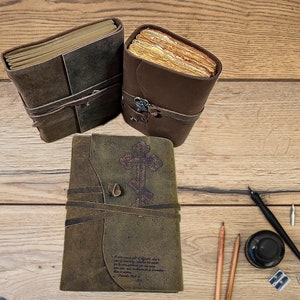 Diario personalizzato in pelle marrone rustico: quaderno di scrittura quotidiano fatto a mano per uomini e donne - 240 pagine a righe in carta kraft, 5 x 7 pollici
