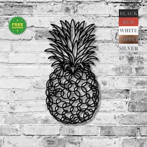 Metal Pineapple Wall Art: Tropical Welcome Home Decor