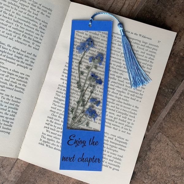 Pressed flower bookmark handmade bookmark book lover gift retirement gift teacher gift pretty bookmark page marker forget me not flowers