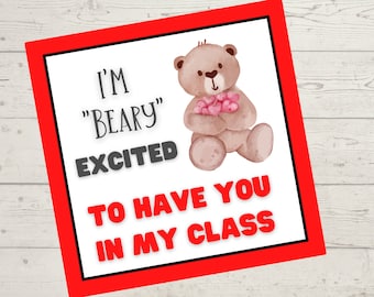 Bienvenido de nuevo a la etiqueta de regalo de la escuela Para los estudiantes de parte del maestro Beary emocionado de tenerlos en mi clase Conozca al maestro Bienvenido de nuevo