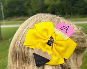 meisjes initialen haarelastiek gepersonaliseerde haarstrik voor terug naar school aangepaste strik potlood haarelastiekjes haaraccessoires potlood strik clip
