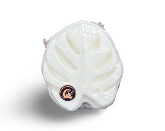 Monstera Leaf Shea Butter Soap | Summer House Linen Scent, Natural Ingredients