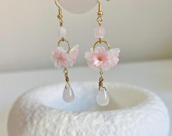 Pink Sakura Earrings -Handmade Earring -Rose quartz drop earrings -Chalcedony Dangle Earrings -Cute Star earrings -Elegant Floral Earring