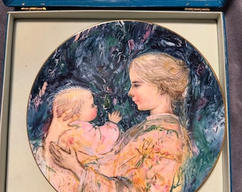 Royal Doulton Kristina and Child Plate Edna Hibel 1975 Edycja limitowana w pudełku kolekcjonerskim