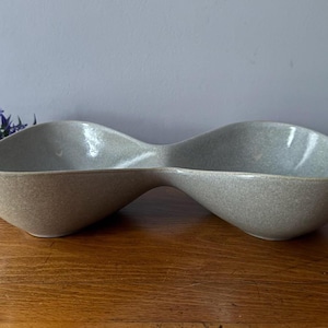 Vintage Raymor by Roseville Ben Seibel Divided Vegetable Dish Beach Gray #165 1952