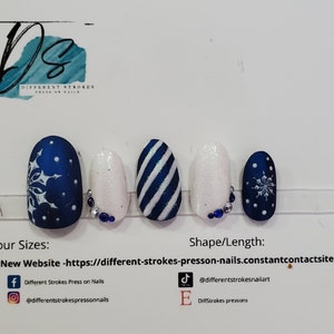 Matte Blue Chrome Snowflake Press on nails