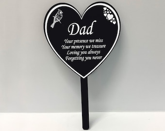 Cemetery Memorial Heart Stakes - UV Printed | Garden Decoration | Grave Decoration | Memorial Plaque