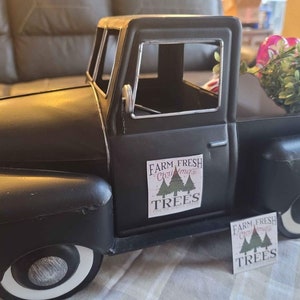 Seasonal Truck Door Magnets: Farmhouse Decor, Holiday Designs (2&quot;x2&quot;)