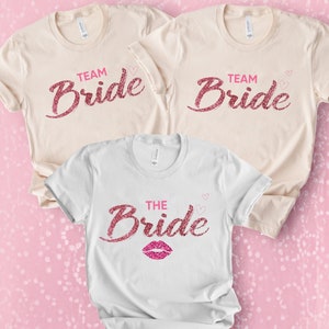 チームブライドグリッターリップシャツ、ブライドスクワッドシャツ、バチェロレッテパーティーシャツ、ブライドスクワッドへのギフト、ブライダルパーティーTシャツ、ウェディングシャツ