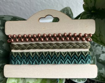 Emerald Friendship bracelet - Handwoven Bracelets - Beaded Bracelets - Forest Green Neutral Tone - Unisex