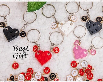 Personalized keychain Gifts For Boyfriend, Girlfriend, Best Friends, Matching Heart Keychain Set With Name Initial Charms For Couples Gift