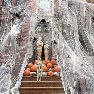 Halloween Spider Webs Decorations, 1800 Sqft With 100 Extra Fake Spiders, Stretchy Cobwebs For Halloween Decor Indoor Outdoor Party Supplies
