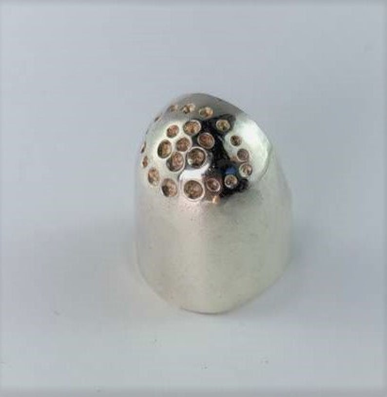 Silver sewing thimble image 5