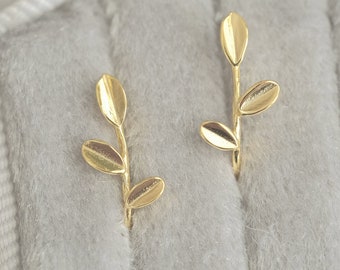 Gold sprout threader earring, earring threader, gold threader earring, 925 silver threader earring, dainty earring, leaves earring, delicate