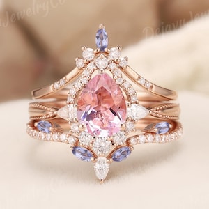 Juego de 3 anillos de compromiso vintage con zafiro rosa y diseño floral, de tanzanita en oro rosa, con hojas de zafiro y realce para mujer.