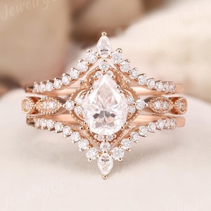 Pear shaped Moissanite Engagement Ring Set Rose Gold Milgrain Cluster Ring Art Deco Wedding Vintage Unique Bridal Anniversary cage 2pcs gift