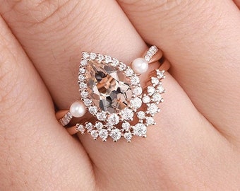 Pear Shaped Peachy Morganite Wedding Rings 2pcs Moissanite Halo Engagement Ring Twisted Wedding Band Pearl Three Stones Ring Gift For Her