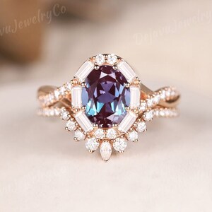 Vintage Inspired Lab Alexandrite Engagement Ring Rose Gold Boho Oval Mystic Alexandrite Cluster Baguette Ring Unique Infinity Band Gift 2pcs