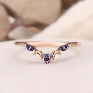 Vintage Alexandrite Wedding Band Moon 10K Rose Gold Marquise Cut Moissanite Matching Band Pear Wedding Ring Crescent Anniversary Ring Women