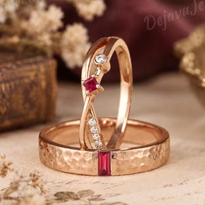 Baguette Ruby Couple Rings Set 2pcs Silver Rose Gold Princess Cut Ruby Mens Wedding Band Matching Hammered Ring Love Till Die one of a kind