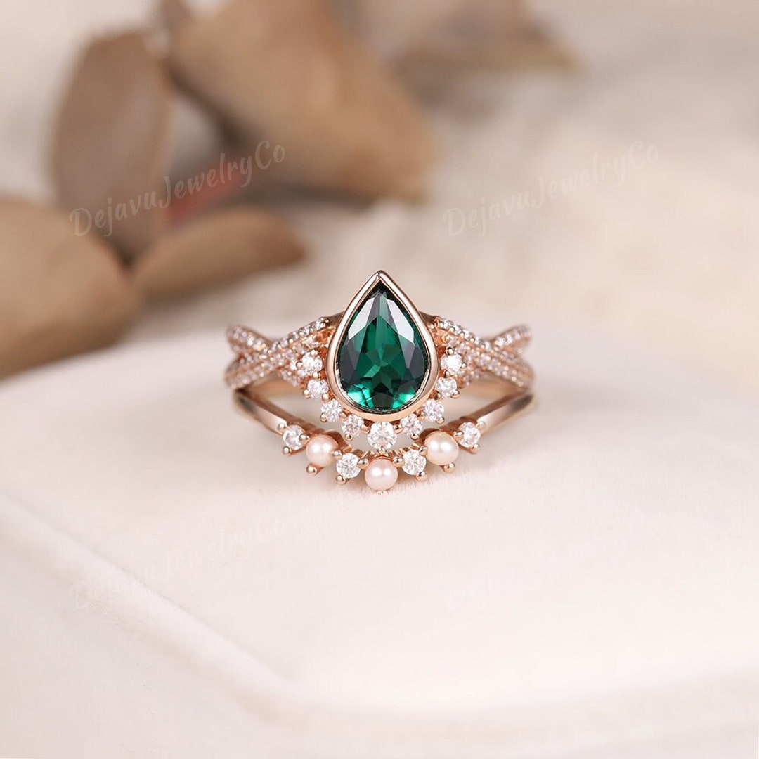 Emerald Engagement Ring Set Unique Pear Cut Emerald Wedding - Etsy