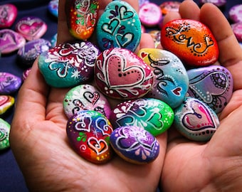 Set of 5 Painted Heart Rocks