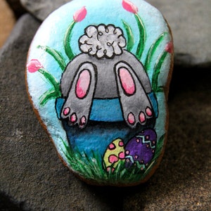 Hand Painted Easter Rock - Etsy
