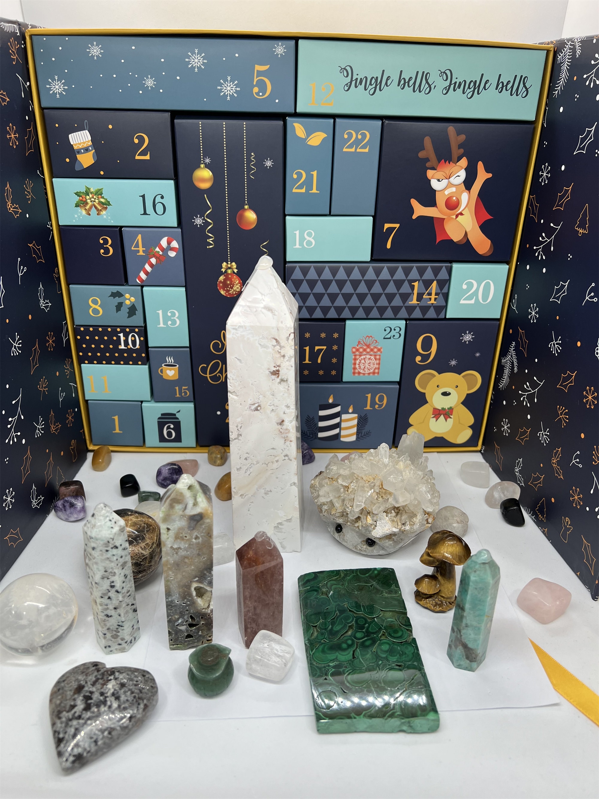 Christmas Crystal Advent Calendar Kit, 24 Days of Christmas Countdown, Different Crystals Surprise Gift, Mystery Crystal, Crystal Confetti