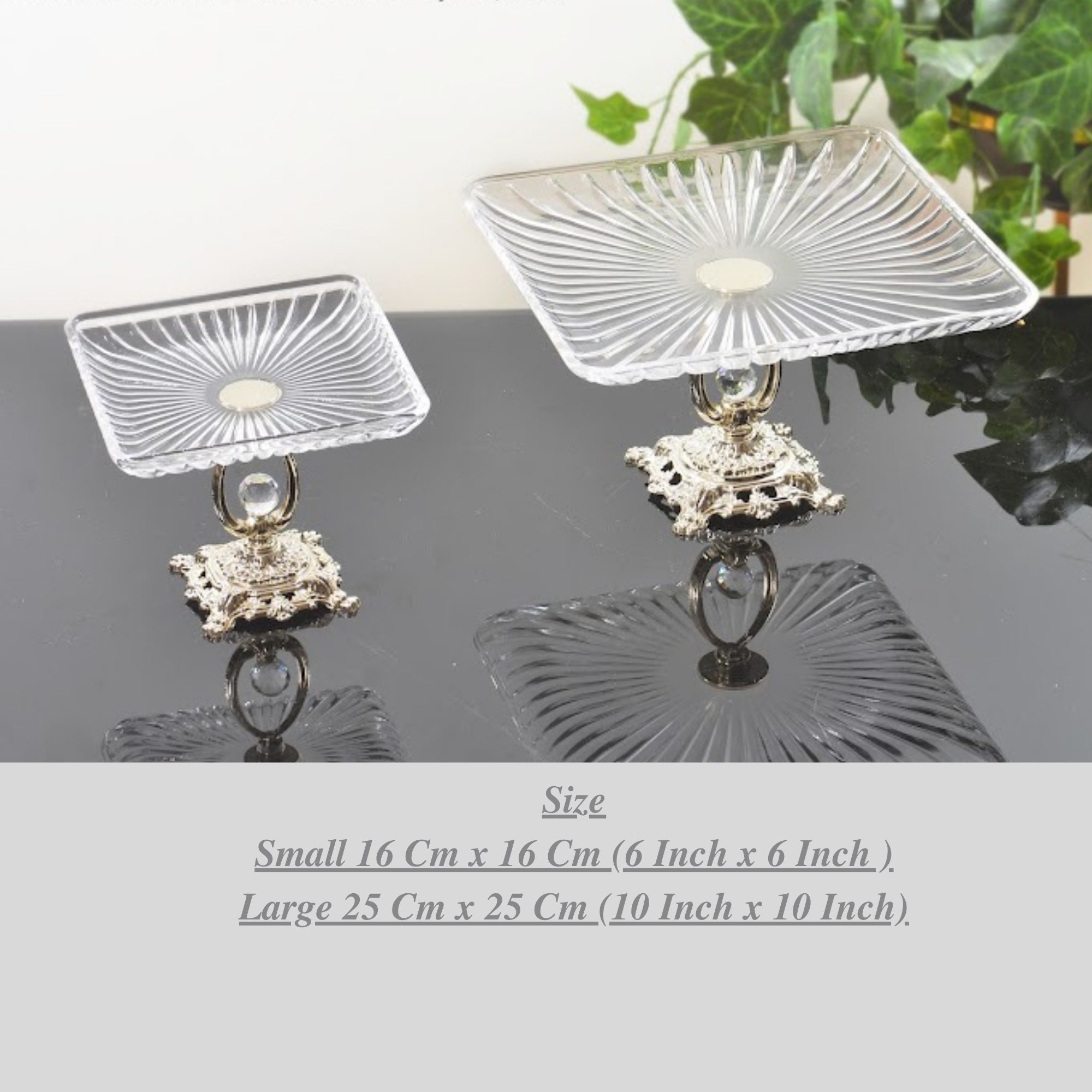 Enhance Your Table Setting With the 2-piece Gold-adorned Glass Serving ...