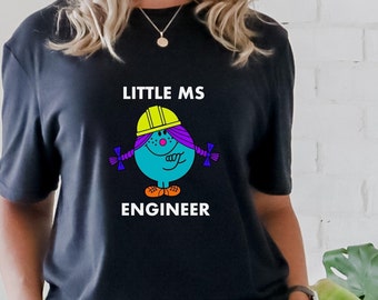 Handgemachtes Frauen Technik Shirt. Einzigartiges Relaxed Fit Little Ms Engineer TShirt. Techniker T-Shirt. Frau Ingenieur Geschenk