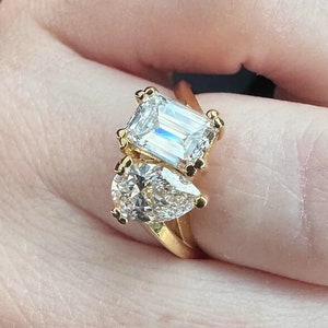 Pierścionek Toi Et Moi Pierścionek z Moissanite z dwoma kamieniami 3,0 CTW Pierścionek ze szmaragdem i gruszką Pierścionek zaręczynowy z żółtego złota 14K dla kobiet Prezenty na rocznicę ślubu