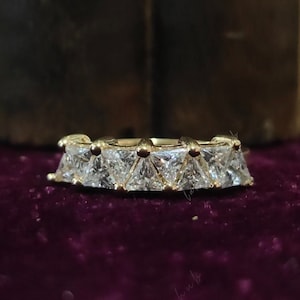 Trilliant Cut Moissanite Band 3mm Triangle Moissanite Wedding Band Eternity Triangle Diamond Band 18K Solid Gold Band For Anniversary Gift&#39;s