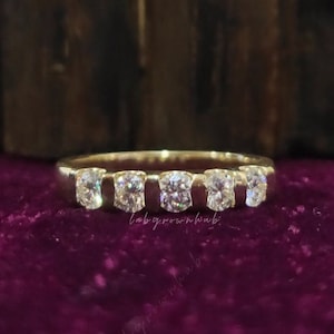 Five Stone Stacking Diamond Band Half Eternity Wedding Band 1.25 CT Round Cut Moissanite Engagement Ring 18k Gold Anniversary Gifts For Wife