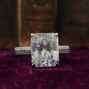 3.50 CTW Radiant Cut Moissanite Engagement Ring Solitaire Accent Moissanite Wedding Ring 18K Gold Big Moissanite Ring Jewelry Gift For Her