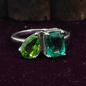 Two Stone Sapphire Ring 2.50 Carat Emerald and Pear Cut Engagement Ring Toi Et Moi Green Diamond Ring 18K Gold Anniversary Ring For Women&#39;s