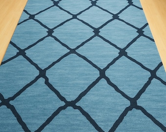 Hand-Tufted Wool Rug: Modern Blue Geometric Diamond Pattern