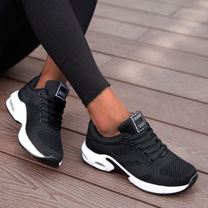 Women's Lightweight Mesh Running Trainers Black