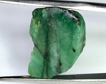 RARE !! EMERAUDE BRUTE VERTE DE LA ZAMBIE : 6,54 CARATS